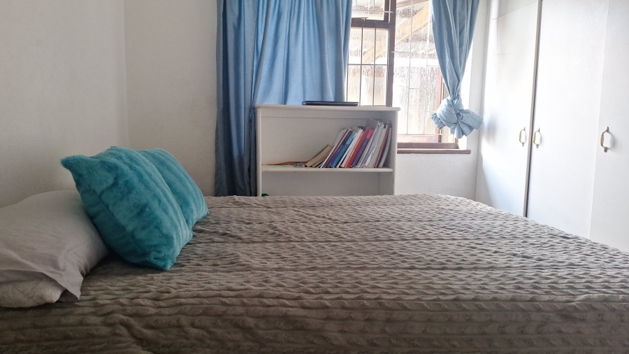 5 Bedroom Property for Sale in Retreat Western Cape